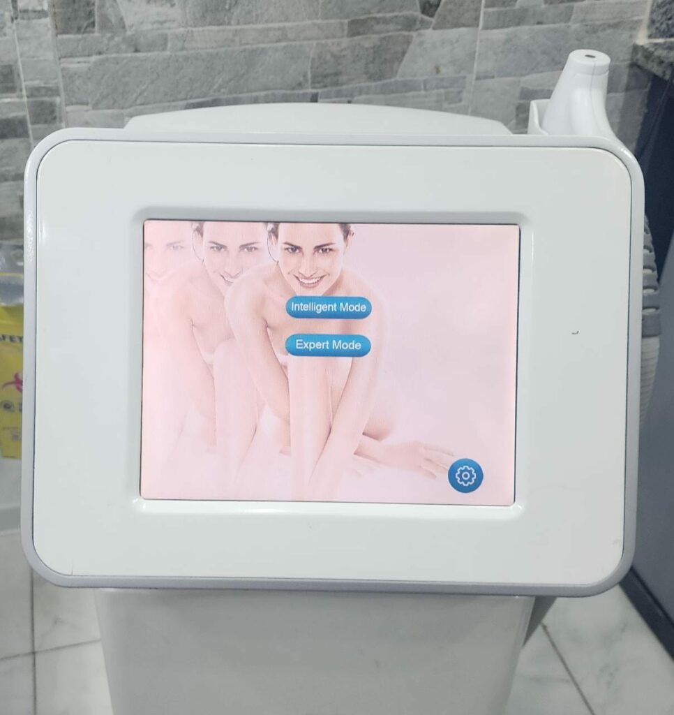 Laser device for treating Keratosis pilaris